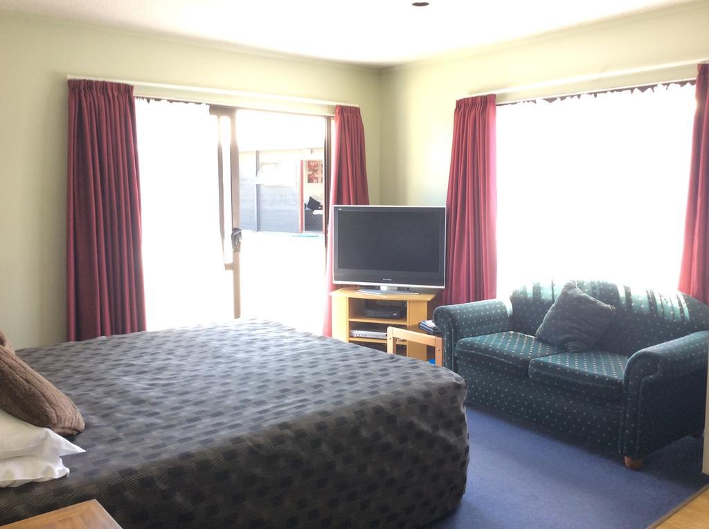 Asure Kapiti Court Motel Paraparaumu Esterno foto